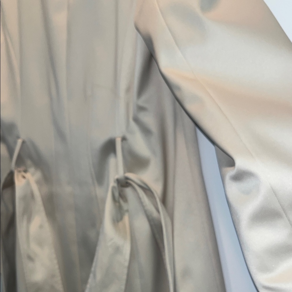 TAHARI Trench Coat Water Repellent Cream Woman’s Size 6 - Picture 7 of 16